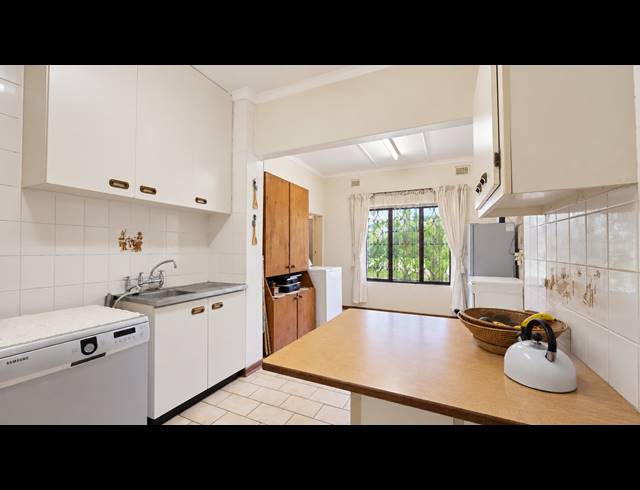 3 BEDROOM HOUSE FOR SALE IN CRESTHOLME